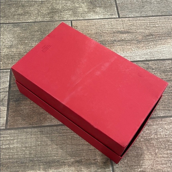 Valentino Red Shoe Box - Picture 3 of 6